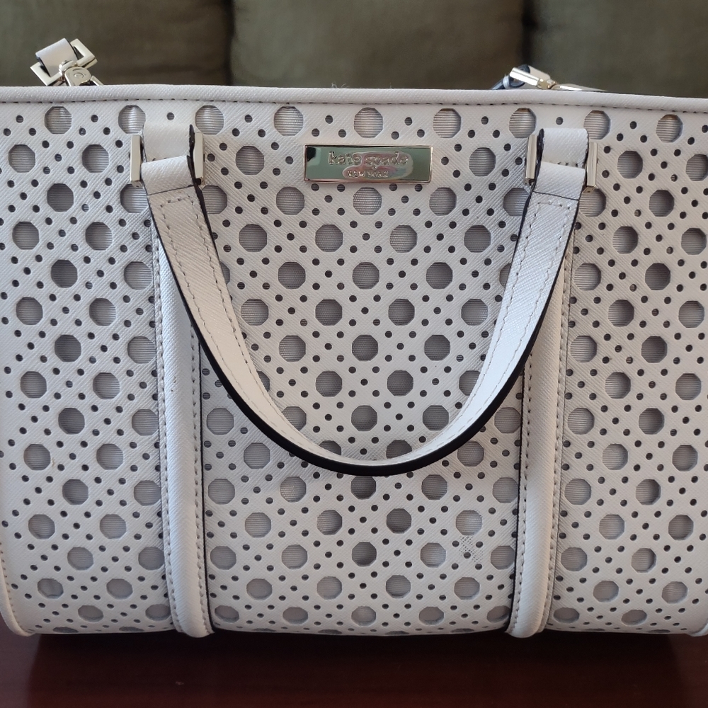 White kate spade crossbody bag